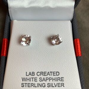💎White Sapphire Stud Earrings💎